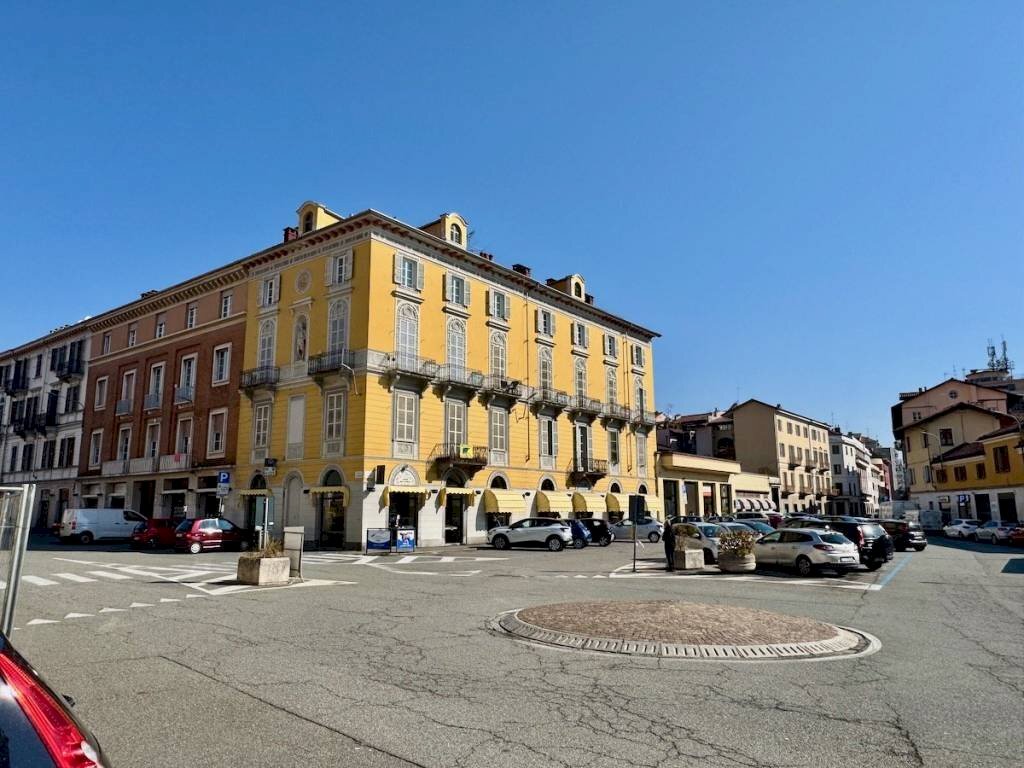 Zona - Apartment piazza 1 Maggio, 10, Biella - photo 2