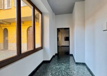 Interno palazzo - Apartment piazza 1 Maggio, 10, Biella - photo 8