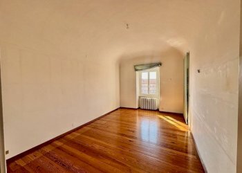 Camera da letto - Apartment piazza 1 Maggio, 10, Biella - photo 30