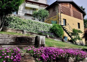 Facciata - Villa a Schiera via 25 Aprile, 91, Zumaglia - foto 5