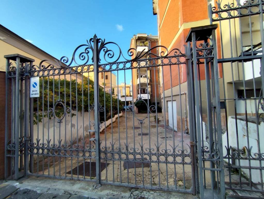 Cortile interno - Apartment via Armando Diaz, 93, Portici - photo 3