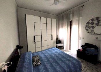 Camera da letto - Bilocale via I Ragazzi del 99, 20, Portici - foto 11