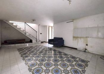 Stanza non arredata - Quadrilocale via Zumbini, 33, Portici - foto 16