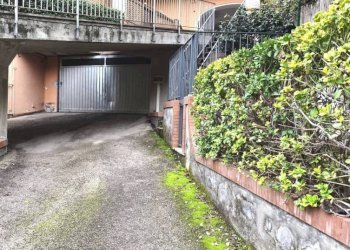 Posto macchina - Quadrilocale via Zumbini, 33, Portici - foto 18