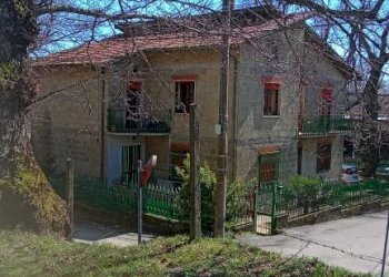 Facciata - Villa via San Domenico, Roccamonfina - foto 1