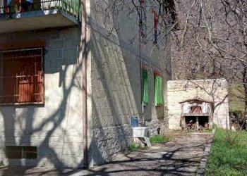 Facciata - Villa via San Domenico, Roccamonfina - foto 4