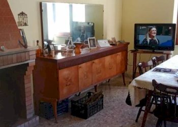 Salone - Villa via San Domenico, Roccamonfina - foto 12