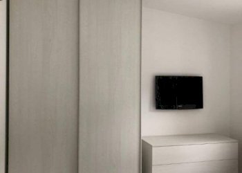 Camera da letto - Bilocale via Bartolomeo Passarotti, 3/4, Bologna (zona Bolognina) - foto 10