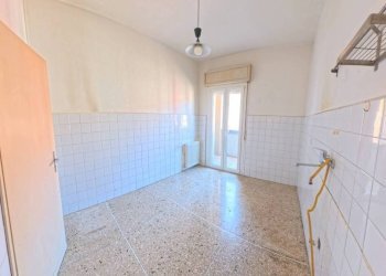 Cucina - Trilocale via Giuseppe Dagnini, 25, Bologna (zona Murri) - foto 6