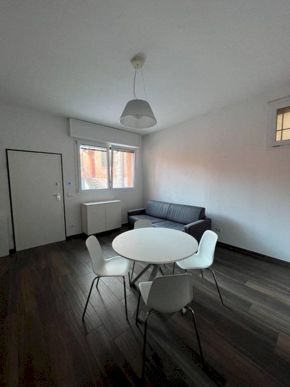 Soggiorno - Bilocale via Emilia Ponente, 350/2, Bologna (zona Borgo Panigale) - foto 1