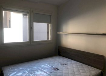 Camera da letto - Bilocale via Bartolomeo Passarotti, 3/4, Bologna (zona Bolognina) - foto 15