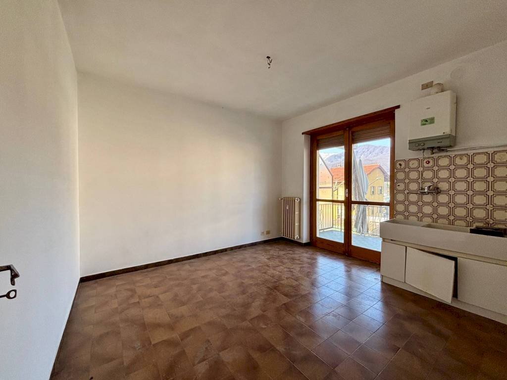 Cucina - Four-room apartment via S. Toja, 20, Luserna San Giovanni - photo 3