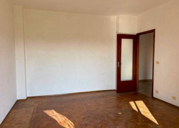 Camera da letto - Quadrilocale via S. Toja, 20, Luserna San Giovanni - foto 12