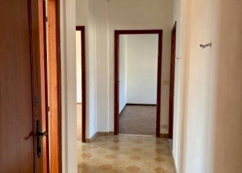 Corridoio - Quadrilocale via S. Toja, 20, Luserna San Giovanni - foto 18