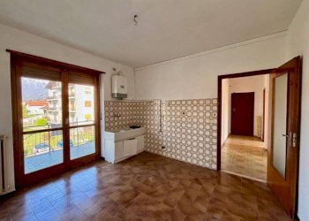Cucina - Quadrilocale via S. Toja, 20, Luserna San Giovanni - foto 2