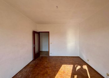 Camera da letto - Quadrilocale via S. Toja, 20, Luserna San Giovanni - foto 11