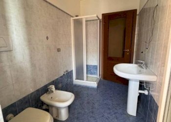 Bagno - Two-room apartment via Giovanni Amendola, 16, Chieri - photo 10