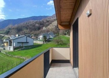 Balcone - Appartamento via Valeriana, 87, Buglio in Monte - foto 3