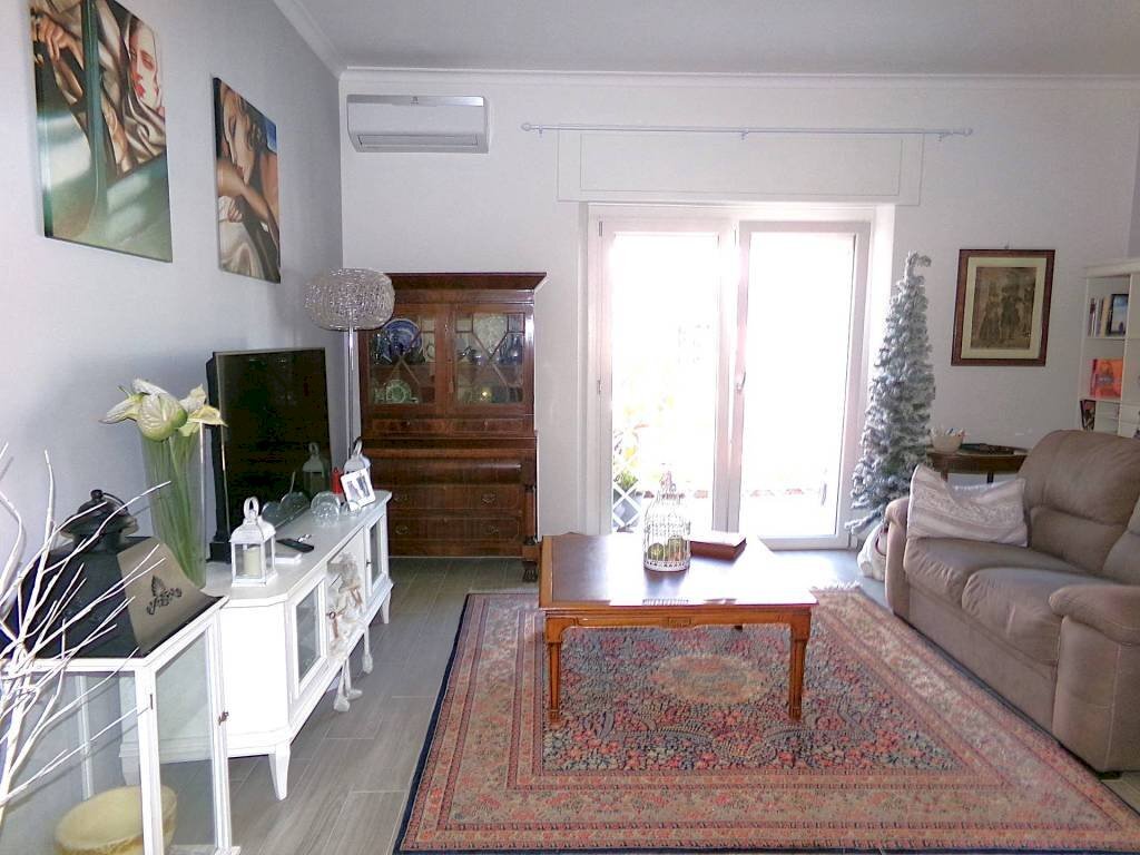Salone - Three-room apartment via Ardeatina, 472, Anzio - photo 2