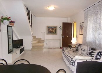 Salone - Terraced Villa via Tirino, Ardea - photo 17