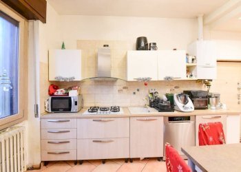 Cucina - Appartamento via Lazzaretto, 1, Carate Brianza - foto 4