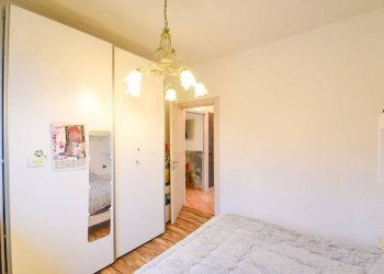 Camera da letto - Appartamento via Lazzaretto, 1, Carate Brianza - foto 11