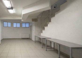 Interno non residenziale - Three-room apartment via 21 Aprile 1945, 6, Bologna (neighborhood Costa Saragozza) - photo 10