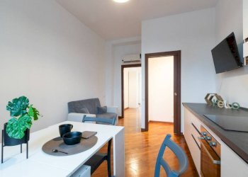 Cucina - Bilocale via Salvatore Pianell, 32, Milano - foto 7