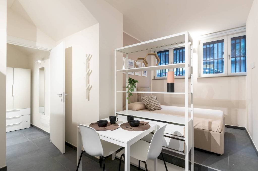 Salone - One-room apartment via Plinio, 59, Milano (neighborhood Città Studi) - photo 2