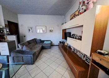 Soggiorno - Three-room apartment via Lainate, 48, Rho - photo 4