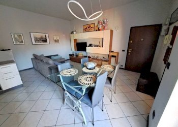 Soggiorno - Three-room apartment via Lainate, 48, Rho - photo 7