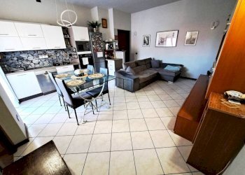 Soggiorno - Three-room apartment via Lainate, 48, Rho - photo 9