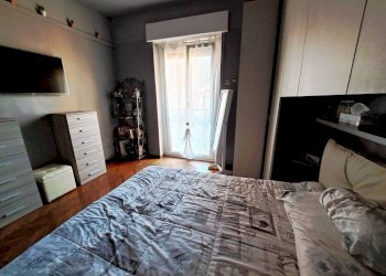 Camera da letto - Three-room apartment via Lainate, 48, Rho - photo 14