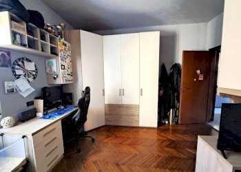 Cameretta - Three-room apartment via Lainate, 48, Rho - photo 16