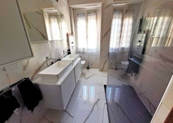 Bagno - Three-room apartment via Lainate, 48, Rho - photo 20