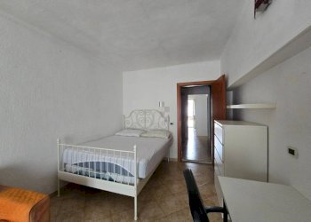 Camera da letto - Bilocale via San Secondo, 66, Torino (zona Crocetta) - foto 8