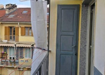 Balcone - Bilocale via San Secondo, 66, Torino (zona Crocetta) - foto 14