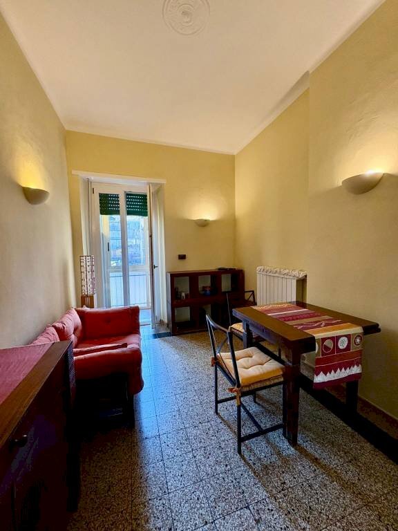 Salone - Bilocale via Cortemilia, 28, Torino (zona Nizza Millefonti) - foto 1