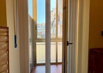 Balcone - Appartamento via Cortemilia, 28, Torino (zona Nizza Millefonti) - foto 6