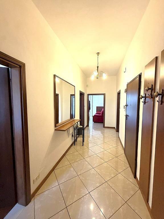 Interno appartamento - Trilocale via Arturo Solari, Bologna (zona Corticella) - foto 1