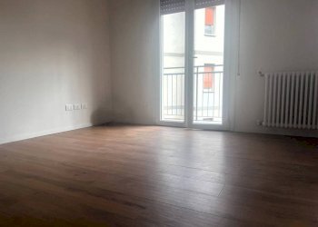 Camera da letto - Trilocale via Francesco Zanardi, Bologna (zona Saffi) - foto 8