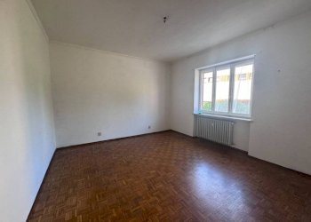 Camera da letto - Quadrilocale viale Giuseppe Garibaldi, 1/a, Carmagnola - foto 4