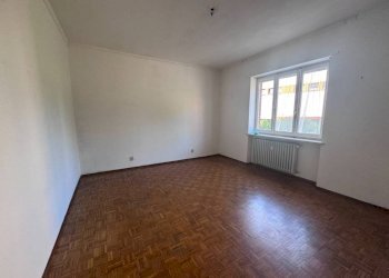 Camera da letto - Quadrilocale viale Giuseppe Garibaldi, 1/a, Carmagnola - foto 6
