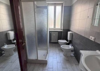 Bagno - Quadrilocale viale Giuseppe Garibaldi, 1/a, Carmagnola - foto 7