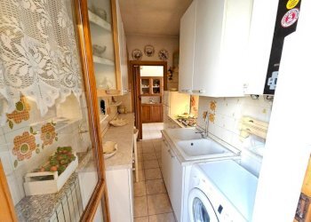 Cucina - Two-room apartment via Pio Pastori, 28, Varese (neighborhood San Fermo) - photo 7