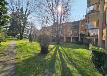 Giardino - Two-room apartment via Pio Pastori, 28, Varese (neighborhood San Fermo) - photo 15