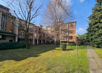 Giardino - Two-room apartment via Pio Pastori, 28, Varese (neighborhood San Fermo) - photo 16