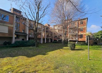 Giardino - Two-room apartment via Pio Pastori, 28, Varese (neighborhood San Fermo) - photo 17