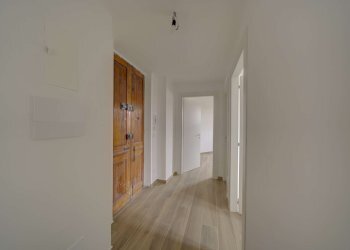 dsc05931_2_3_4_5 - Trilocale via Entracque, 1, Torino (zona San Paolo) - foto 5