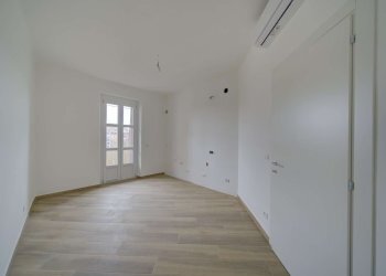 dsc05846_47_48_49_50 - Trilocale via Entracque, 1, Torino (zona San Paolo) - foto 7